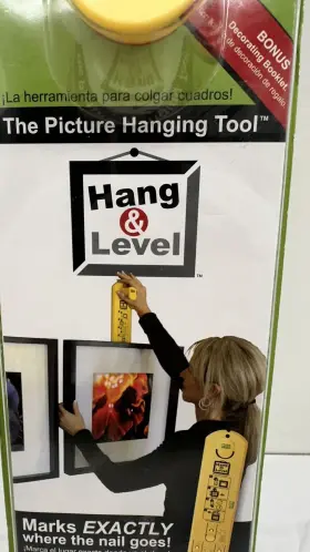 852481001027 AS SEEN ON TV Roof Decorating Hang Level Tool #3
