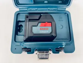 GLP100-30 BOSCH Leveling Laser