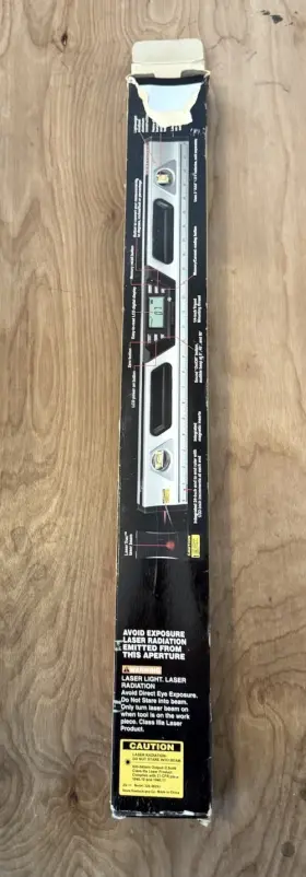 948293 CRAFTSMAN Digital Lasertrac Multifunction Magnetic Box