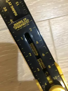 858083003018 HANG IT PERFECT Tool Leveler Simple