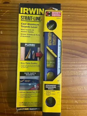 2035100 IRWIN Straight Line Cast Torpedo Level
