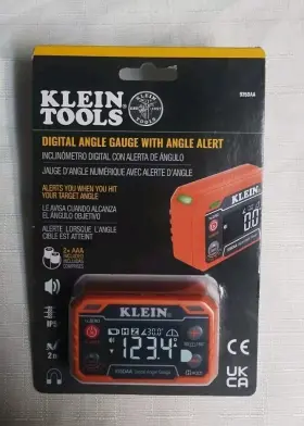 9350AA KLEIN TOOLS Digital Angle Gauge Alert #2