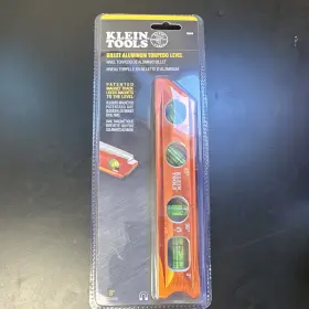 9350R KLEIN TOOLS Magnetic Torpedo Level