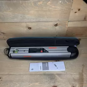 DAF220 BOSCH Digital Level Angle Finder