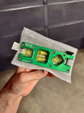 MZ3507 MARTINEZ TOOL CO Titanium Core Magnetic Torpedo Level