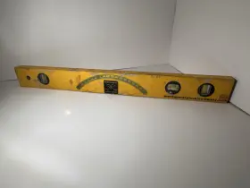 MDPL24 MONTGOMERY Level Pitch Magnetic