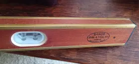 12AB-48 SANDS Handsome Neodesha Ks Bound Mahogany Level