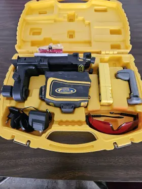 LT56-1 SPECTRA PRECISION Line Laser