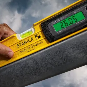 089634365204 STABILA Magnetic Dust Waterproof Level #3