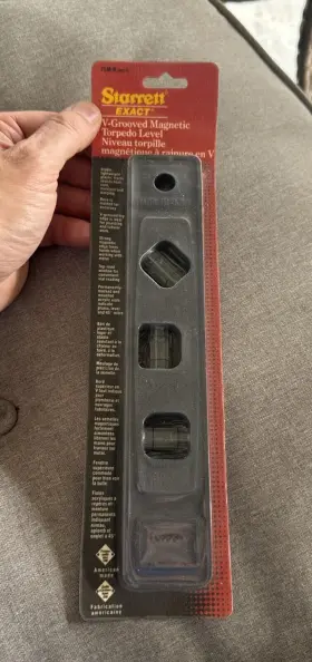 PLM-9 STARRETT Grooved Magnetic Torpedo Level American