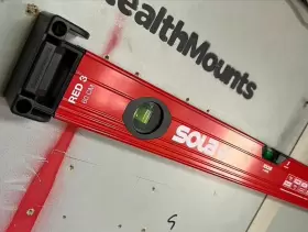 OM-LM-RED-2 STEALTHMOUNTS Level Holder Locking Ef #3