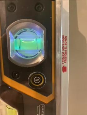 810023383468 TOUGHBUILT Magnetic Light Up Box Level Earth #3